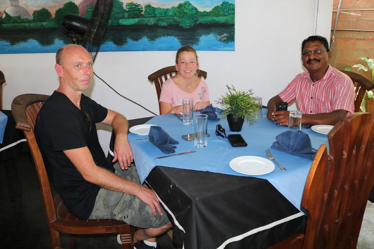 Margosa Lake Resort Anuradhapura Zewnętrze zdjęcie