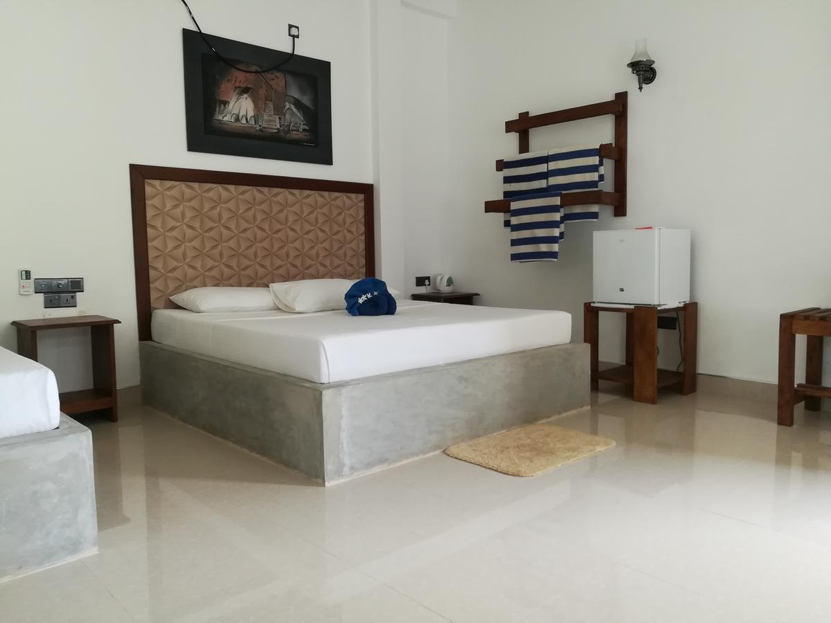 Margosa Lake Resort Anuradhapura Zewnętrze zdjęcie